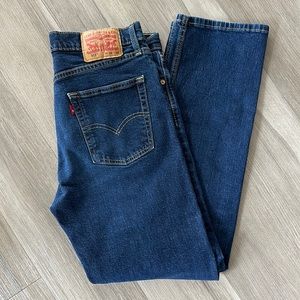Men’s Levi’s blue jeans